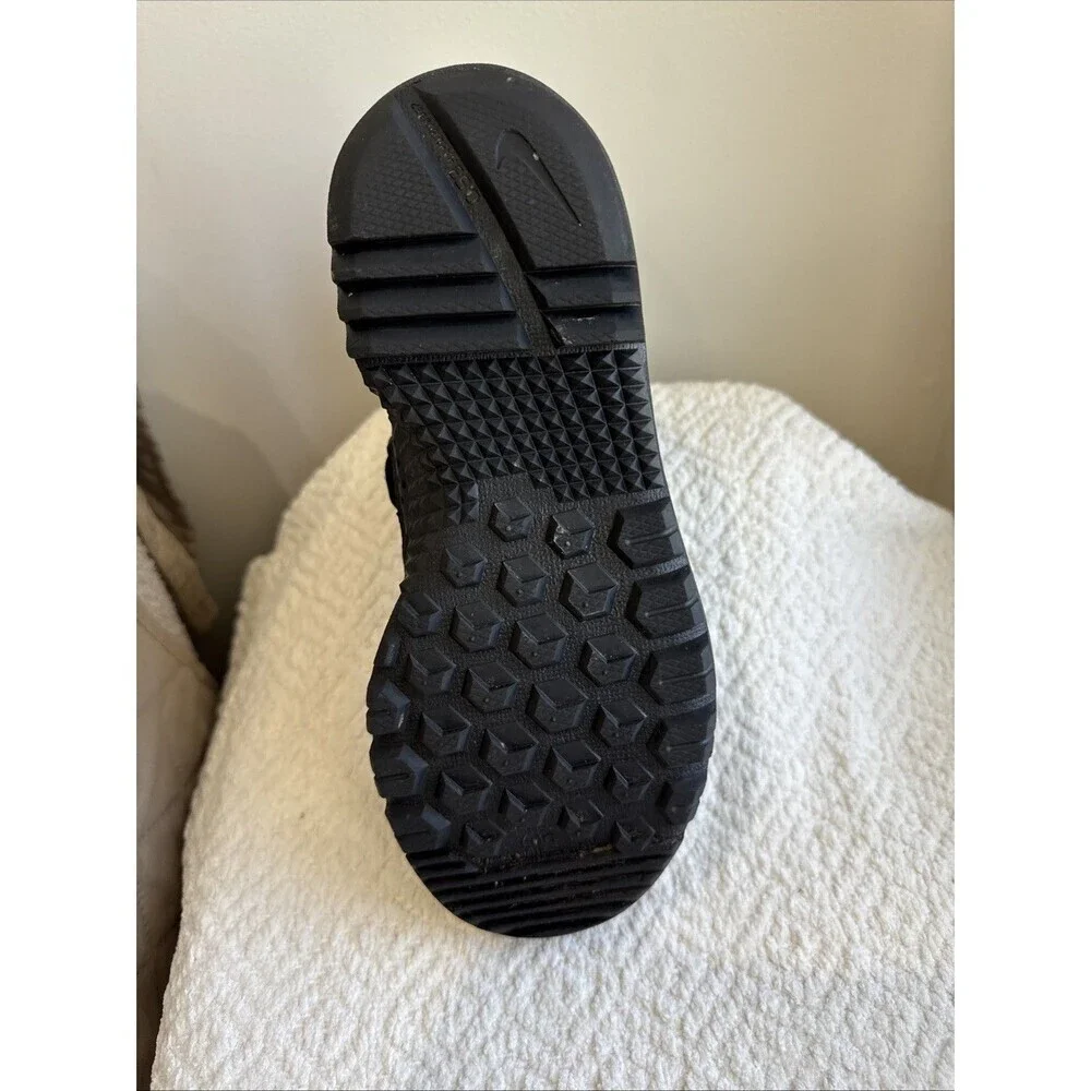 Nike SFB Field 2 8